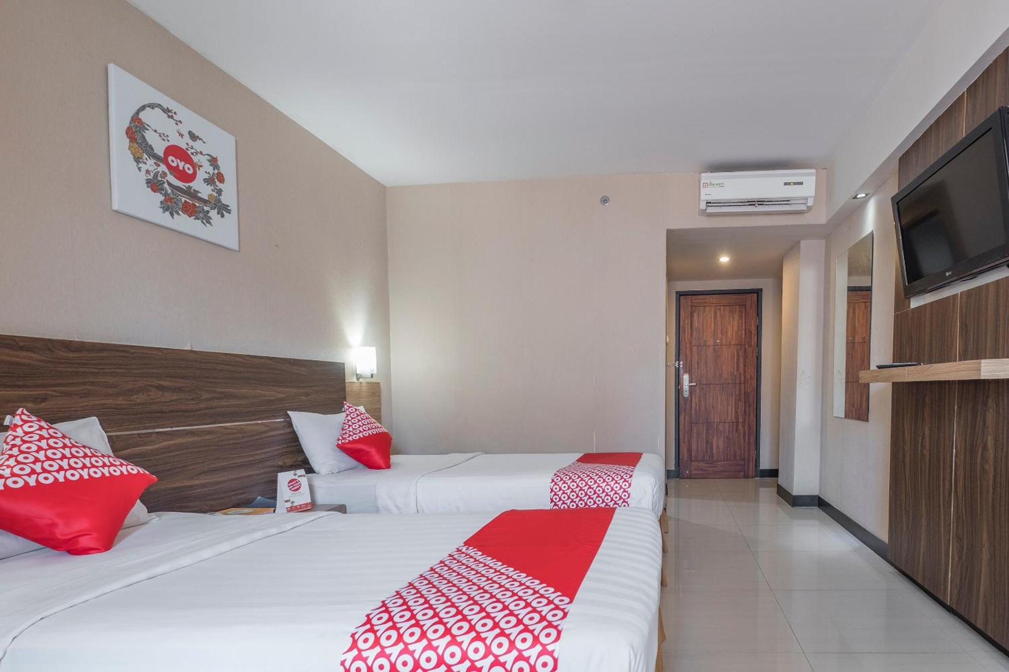 Oyo 1081 Allson City Hotel Makassar Eksteriør billede